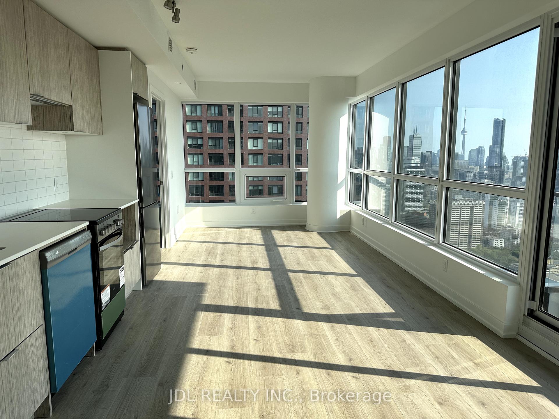Photo 2 of Unit 4402, 395 Bloor Street E, Toronto, North St. James Town — HOMEH
