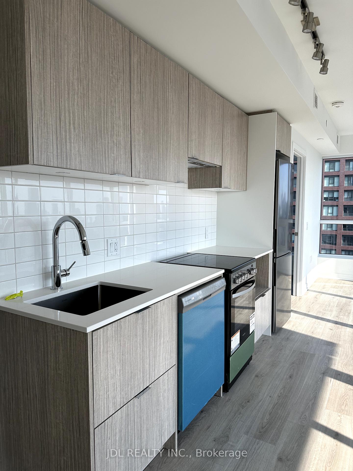 Photo 5 of Unit 4402, 395 Bloor Street E, Toronto, North St. James Town — HOMEH