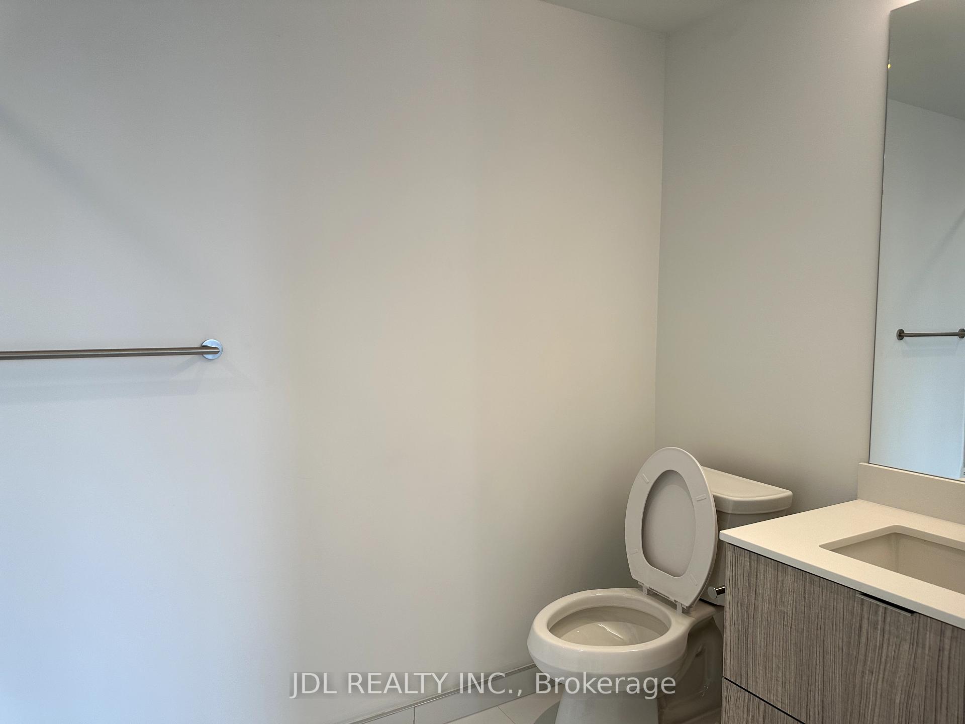 Photo 12 of Unit 4402, 395 Bloor Street E, Toronto, North St. James Town — HOMEH