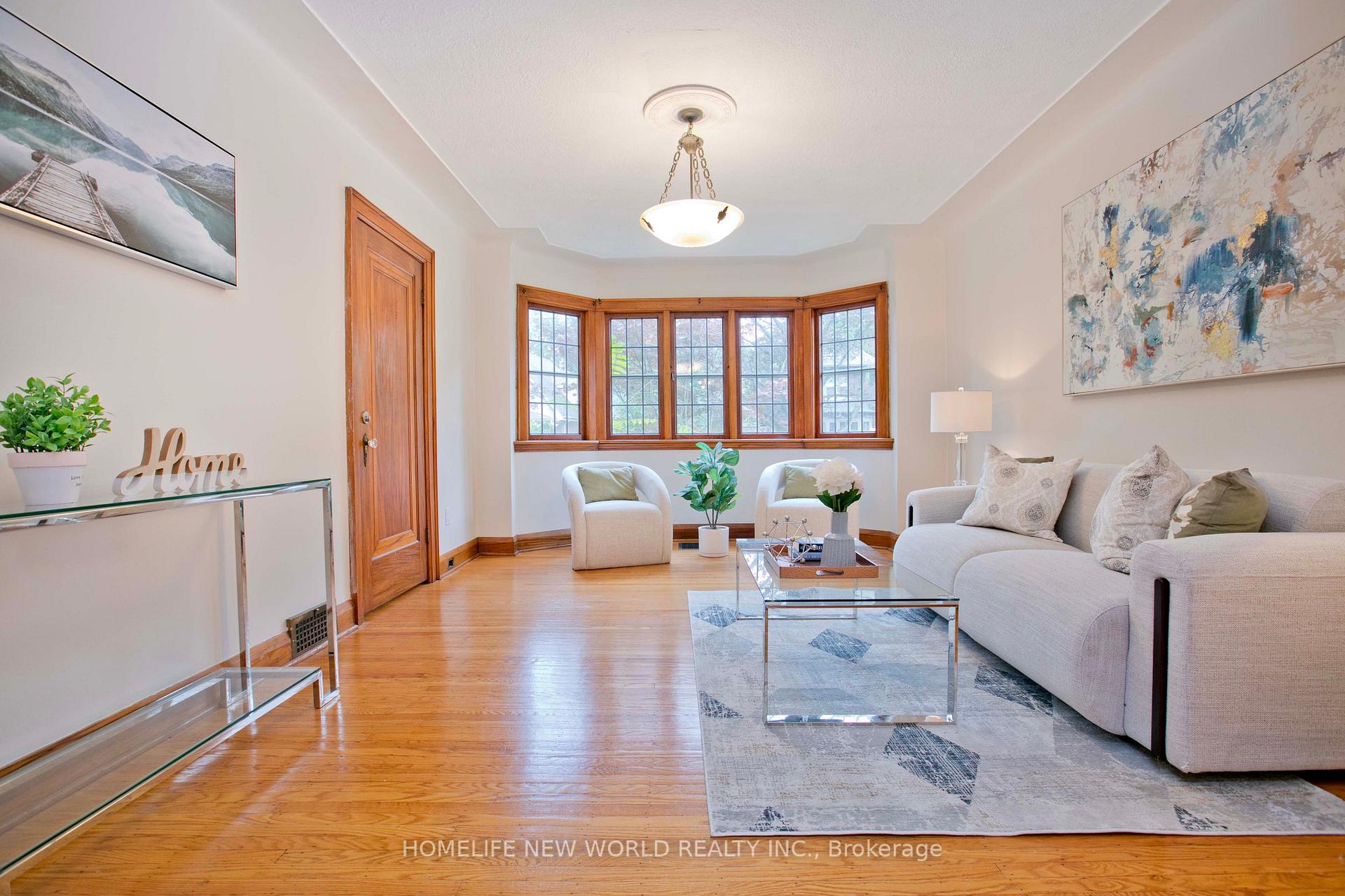 Photo 7 of 74 Haddon Avenue N, Hamilton, Westdale — HOMEH