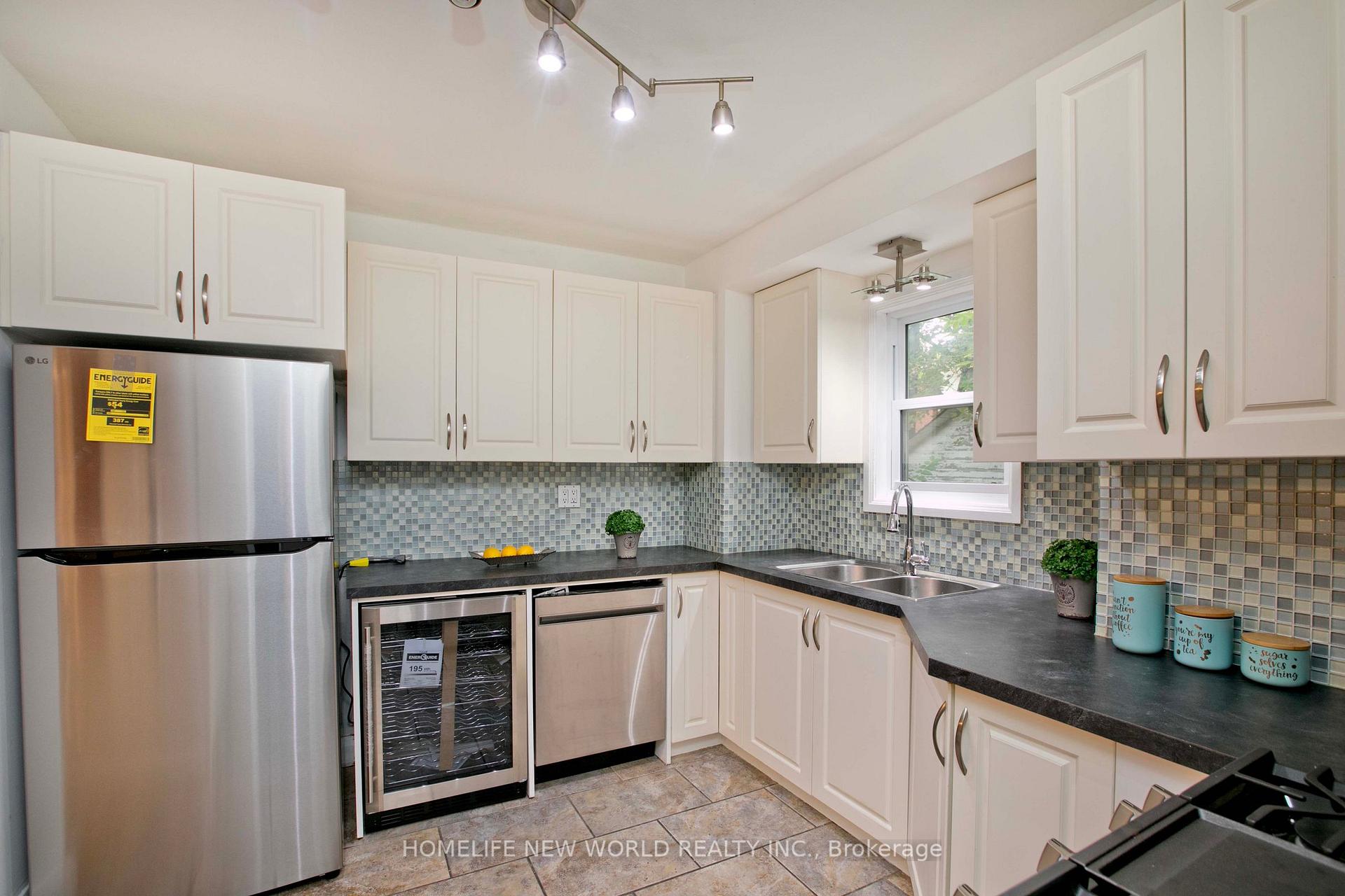 Photo 9 of 74 Haddon Avenue N, Hamilton, Westdale — HOMEH