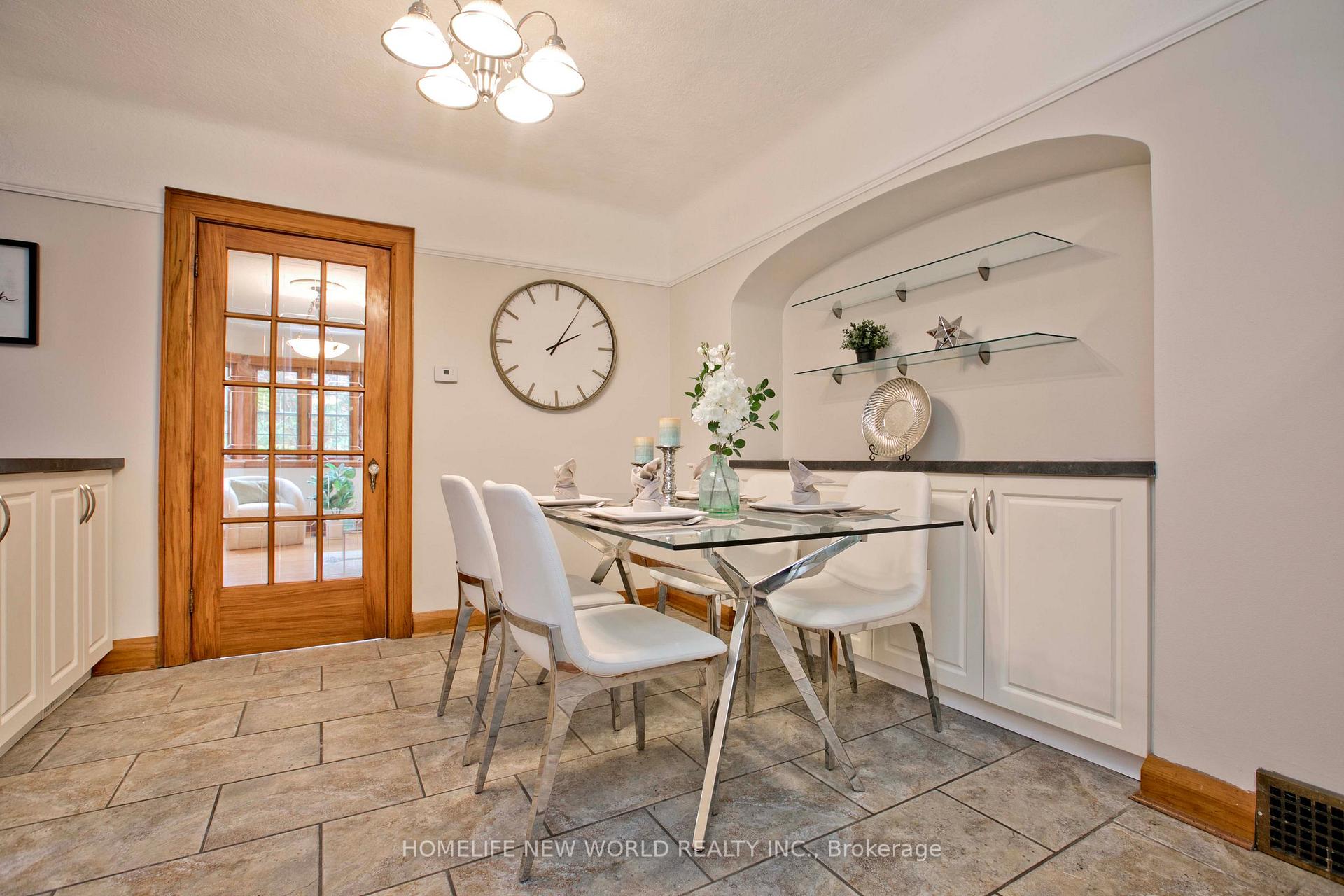 Photo 15 of 74 Haddon Avenue N, Hamilton, Westdale — HOMEH