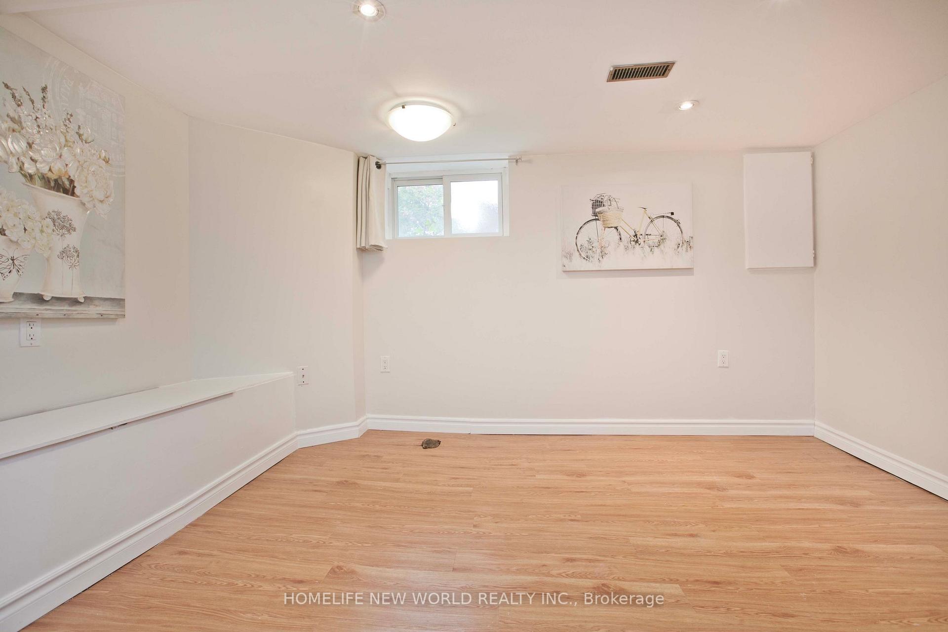 Photo 30 of 74 Haddon Avenue N, Hamilton, Westdale — HOMEH