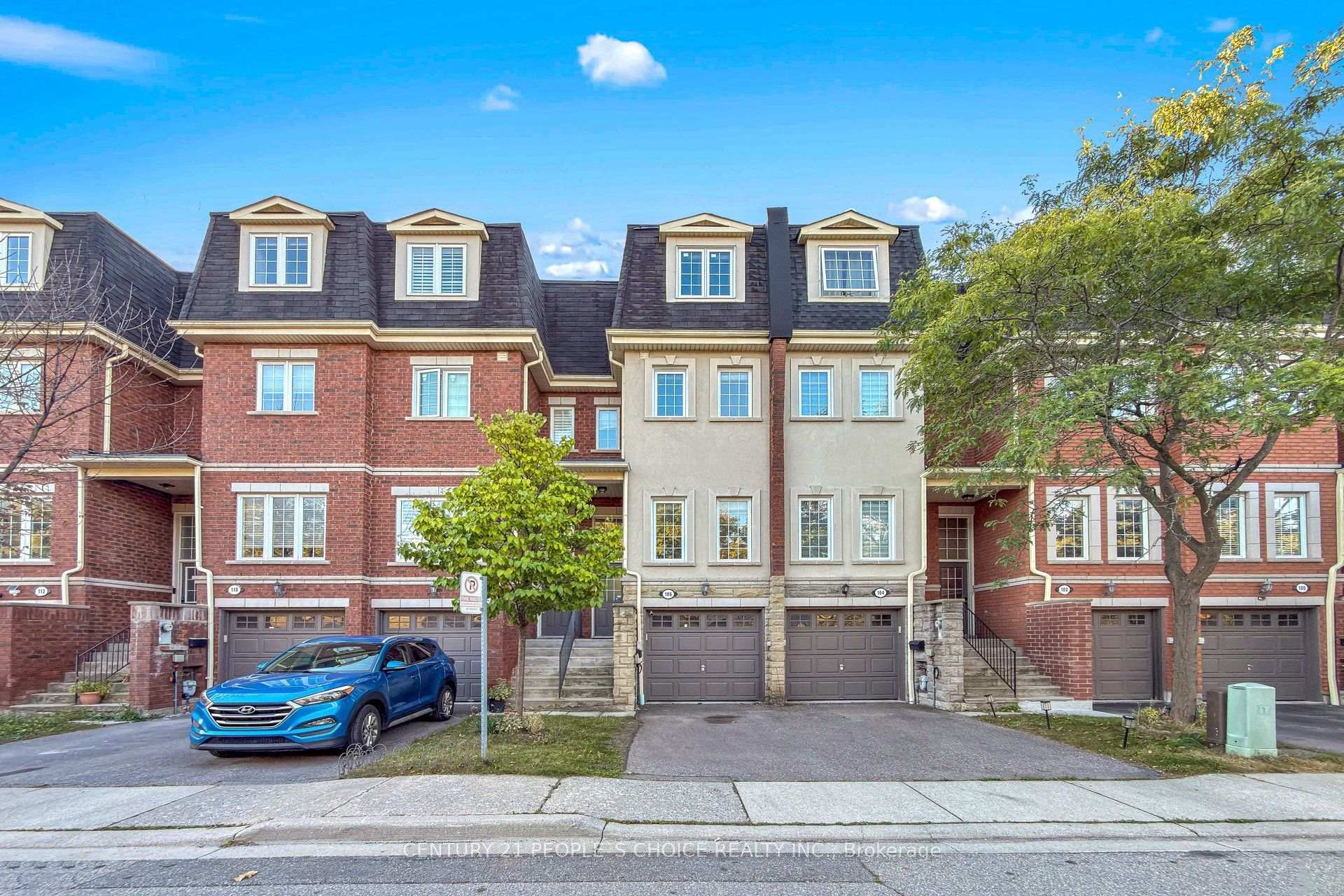 Photo of Unit 106, 435 Hensall Circle
