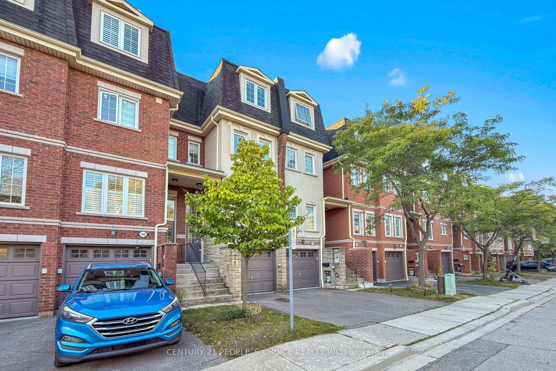 Photo 2 of Unit 106, 435 Hensall Circle, Mississauga, Cooksville — HOMEH