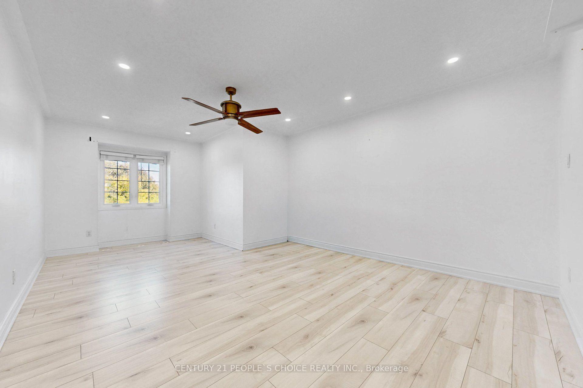 Photo 33 of Unit 106, 435 Hensall Circle, Mississauga, Cooksville — HOMEH
