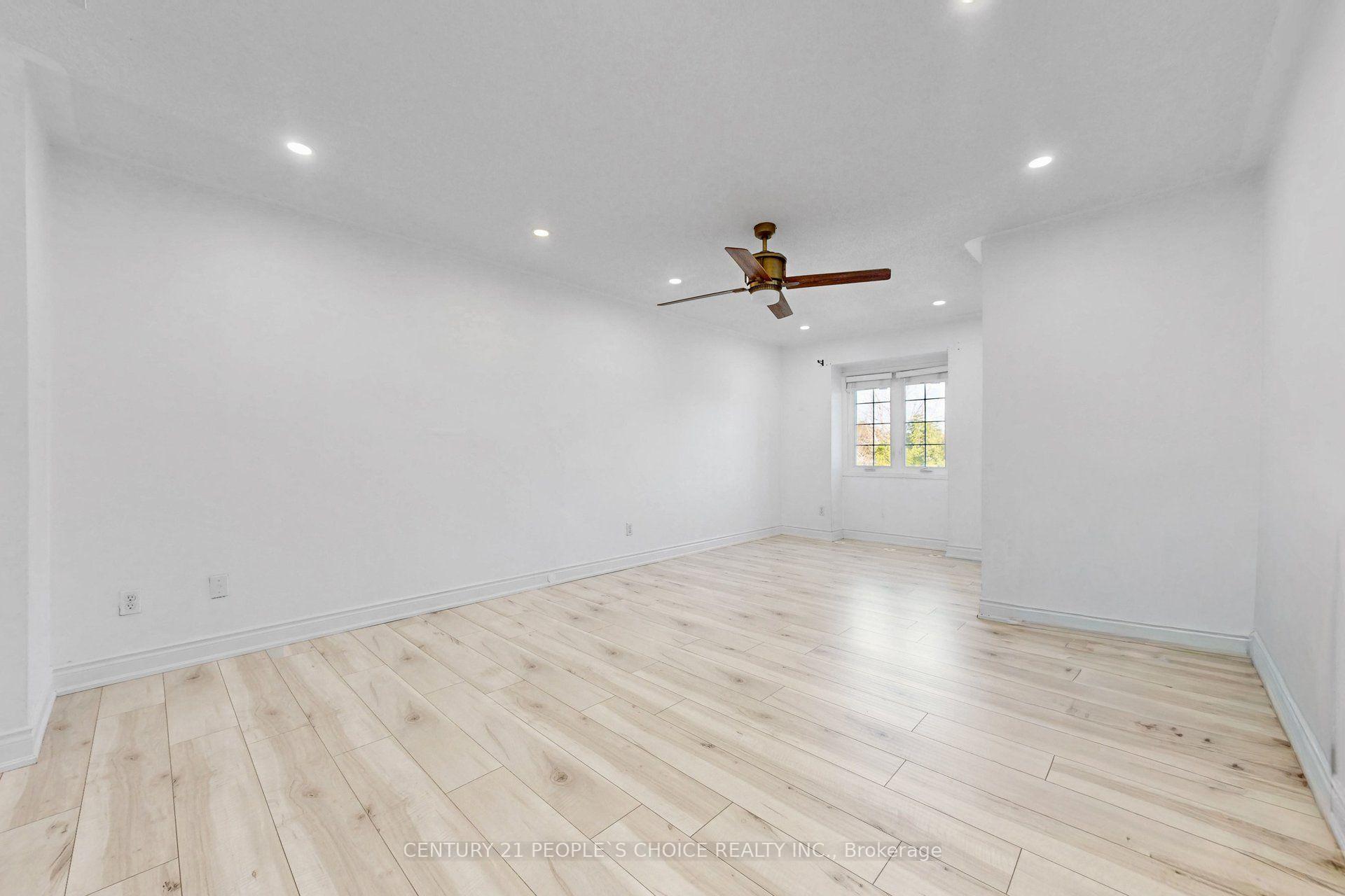 Photo 34 of Unit 106, 435 Hensall Circle, Mississauga, Cooksville — HOMEH
