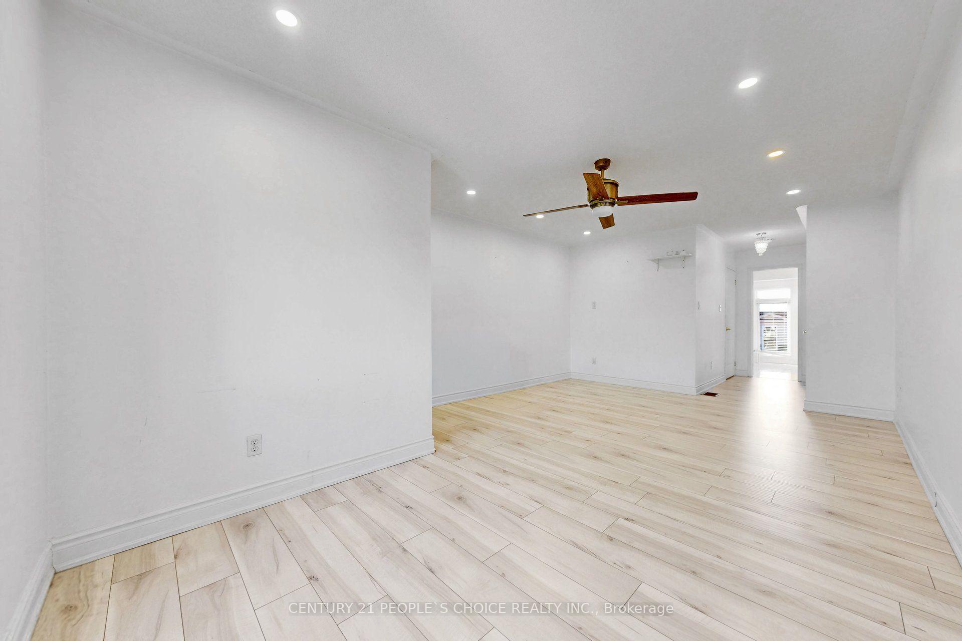 Photo 35 of Unit 106, 435 Hensall Circle, Mississauga, Cooksville — HOMEH