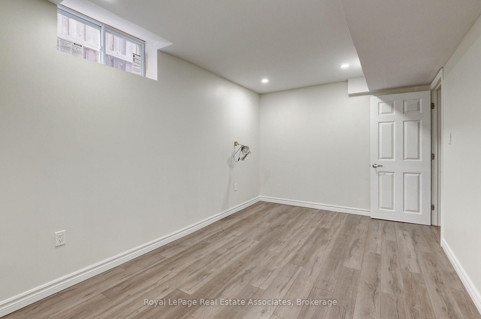 Photo 13 of Unit Lower, 41 Greenview Circle, Vaughan, Rural Vaughan — HOMEH