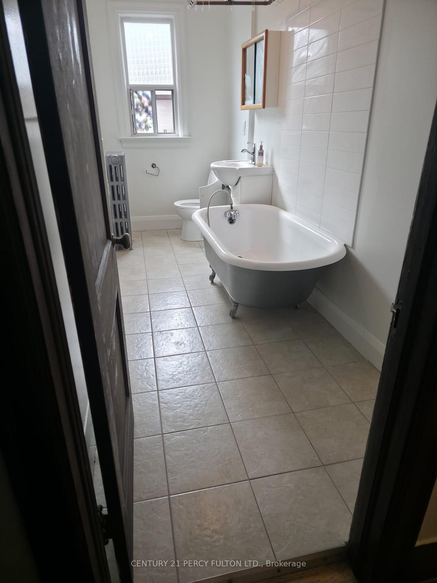 Photo 13 of Unit 15, 35 Jane Street, Toronto, Runnymede-Bloor West Village — HOMEH