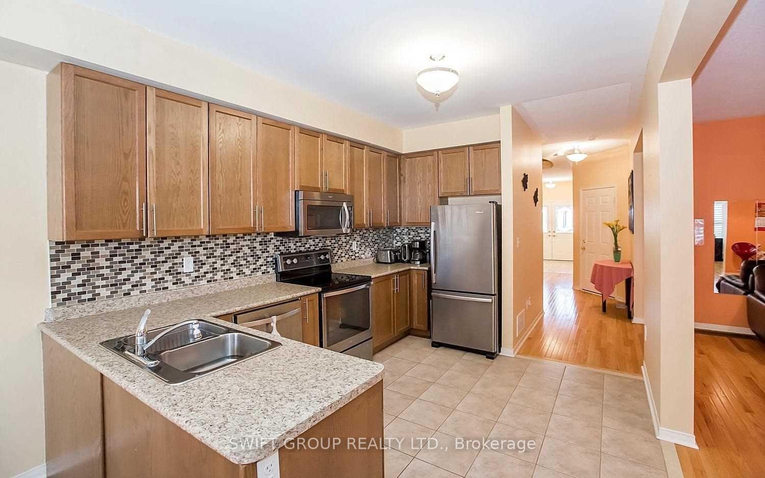 Photo 7 of 92 Checkerberry Crescent, Brampton, Sandringham-Wellington — HOMEH