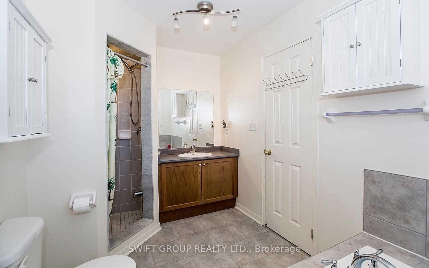 Photo 14 of 92 Checkerberry Crescent, Brampton, Sandringham-Wellington — HOMEH