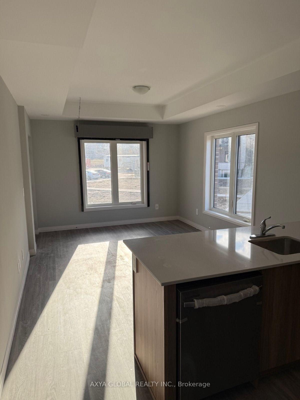 Photo 6 of Unit 18, 10 South Creek Drive, Kitchener, Doon South — HOMEH