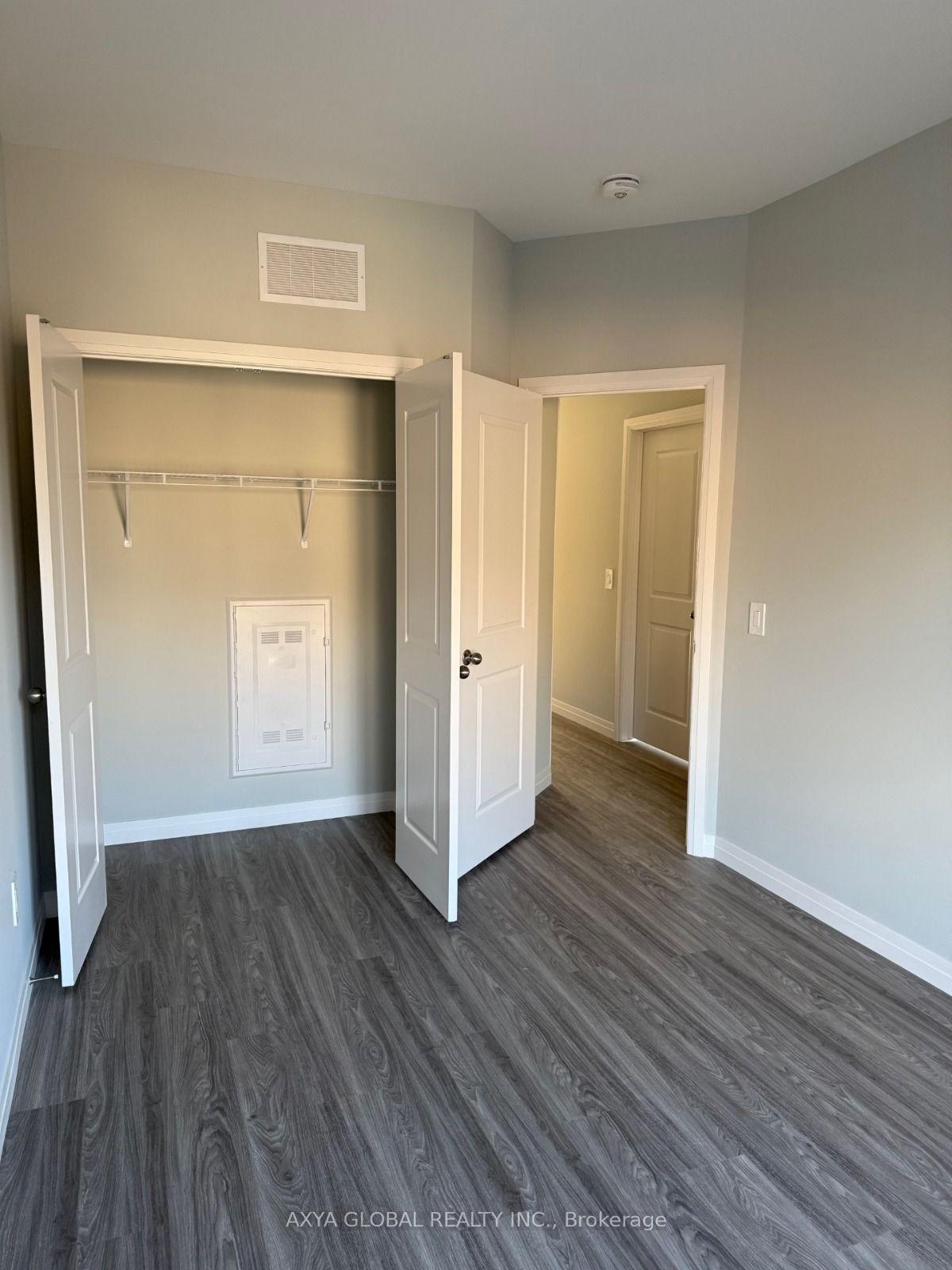 Photo 14 of Unit 18, 10 South Creek Drive, Kitchener, Doon South — HOMEH
