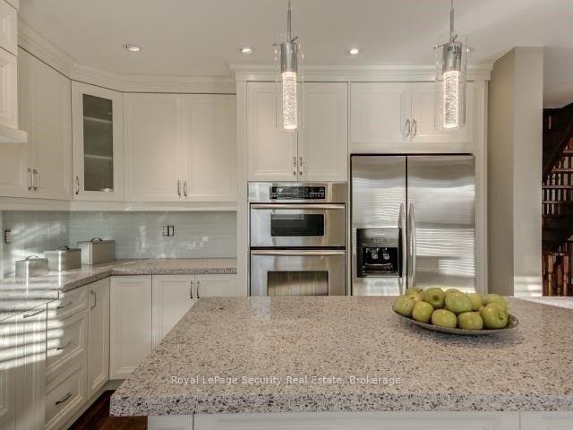 Photo 7 of 76 Dante Court, Vaughan, East Woodbridge — HOMEH