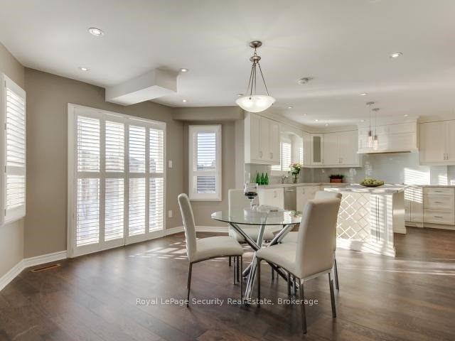 Photo 8 of 76 Dante Court, Vaughan, East Woodbridge — HOMEH