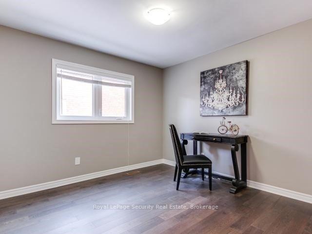 Photo 14 of 76 Dante Court, Vaughan, East Woodbridge — HOMEH