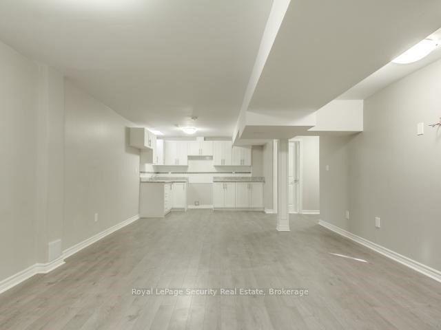 Photo 19 of 76 Dante Court, Vaughan, East Woodbridge — HOMEH