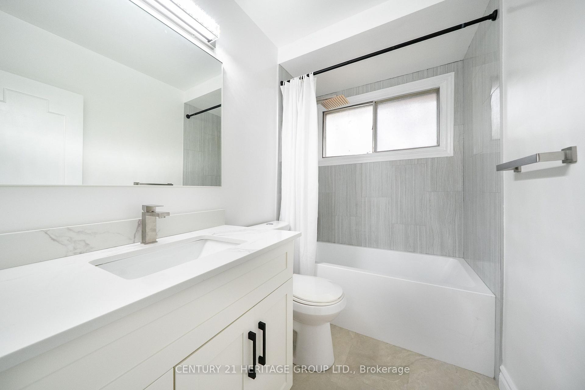 Photo 47 of 37 Gambello Crescent, North York, York University Heights — HOMEH