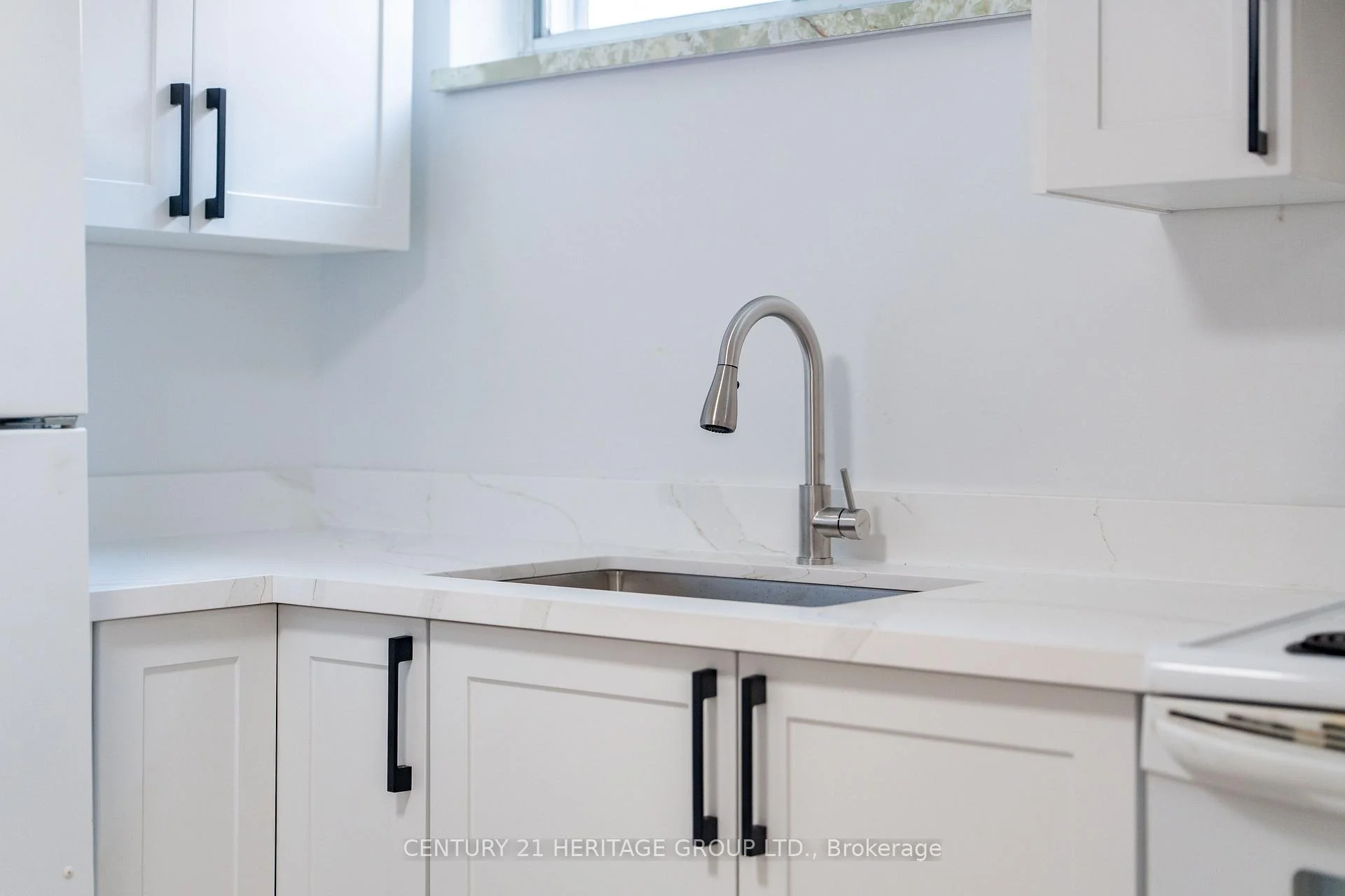 Photo 64 of 37 Gambello Crescent, North York, York University Heights — HOMEH