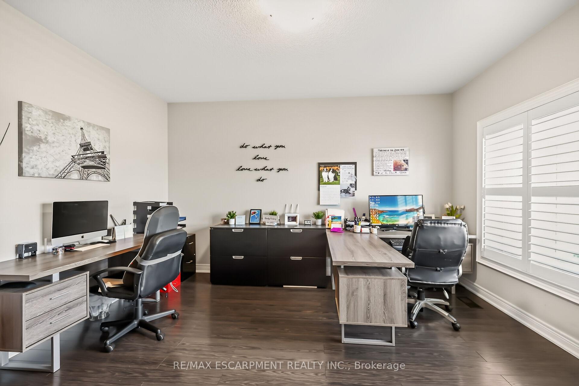 Photo 5 of 8165 Twenty Road E, Hamilton, Rural Glanbrook — HOMEH