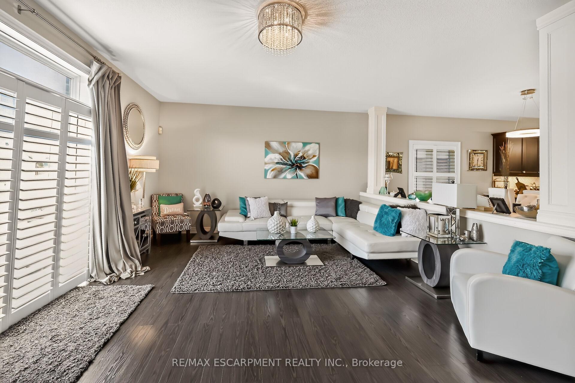 Photo 15 of 8165 Twenty Road E, Hamilton, Rural Glanbrook — HOMEH