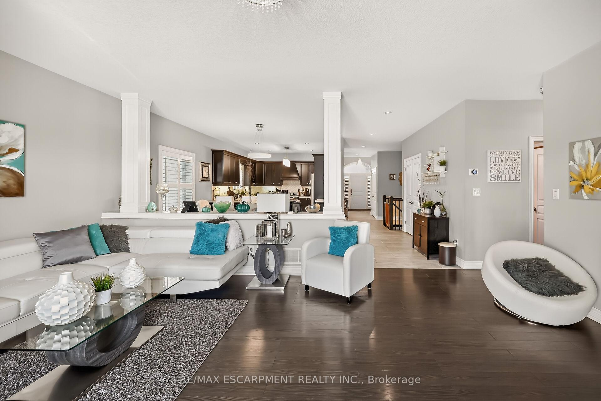 Photo 16 of 8165 Twenty Road E, Hamilton, Rural Glanbrook — HOMEH