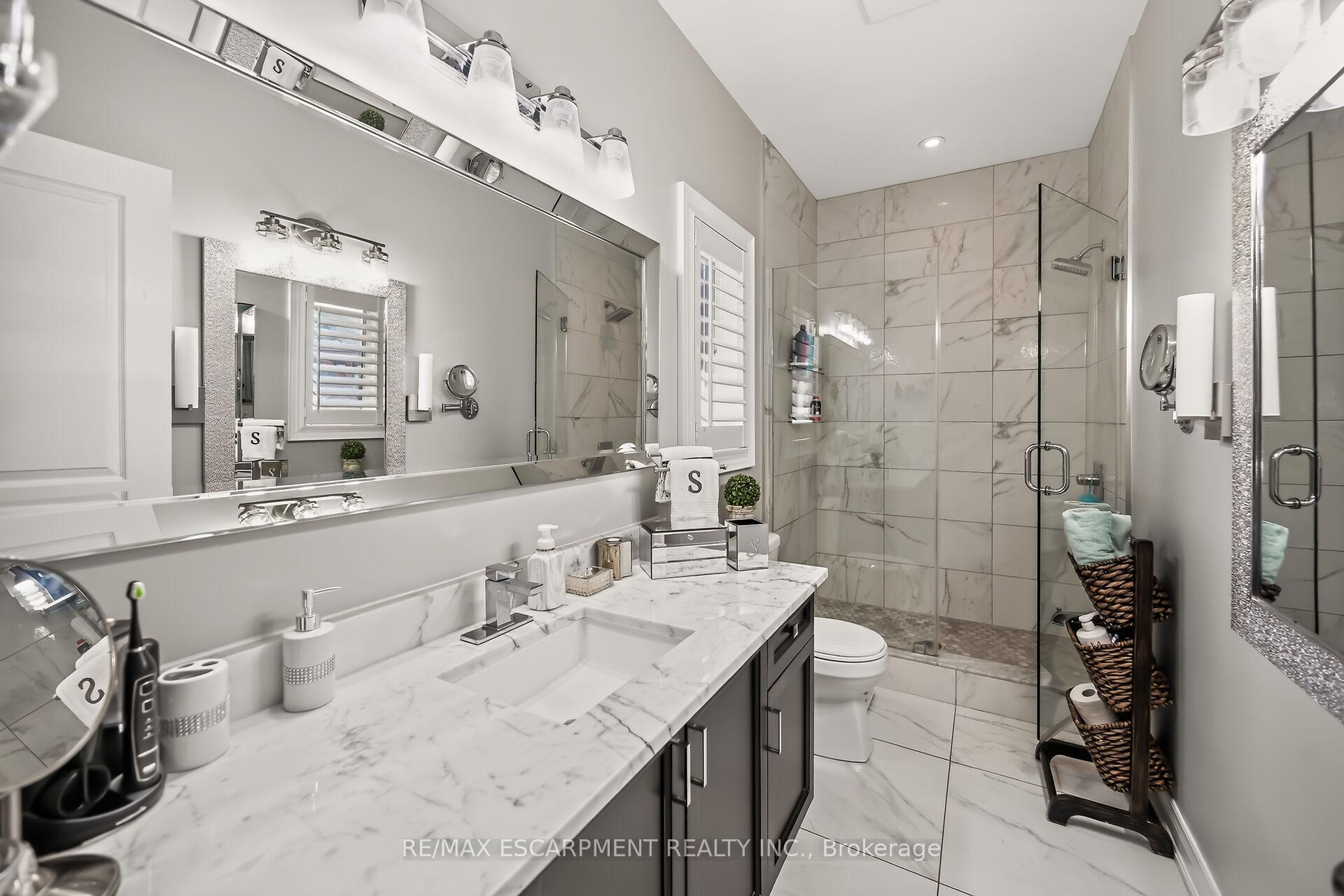 Photo 21 of 8165 Twenty Road E, Hamilton, Rural Glanbrook — HOMEH