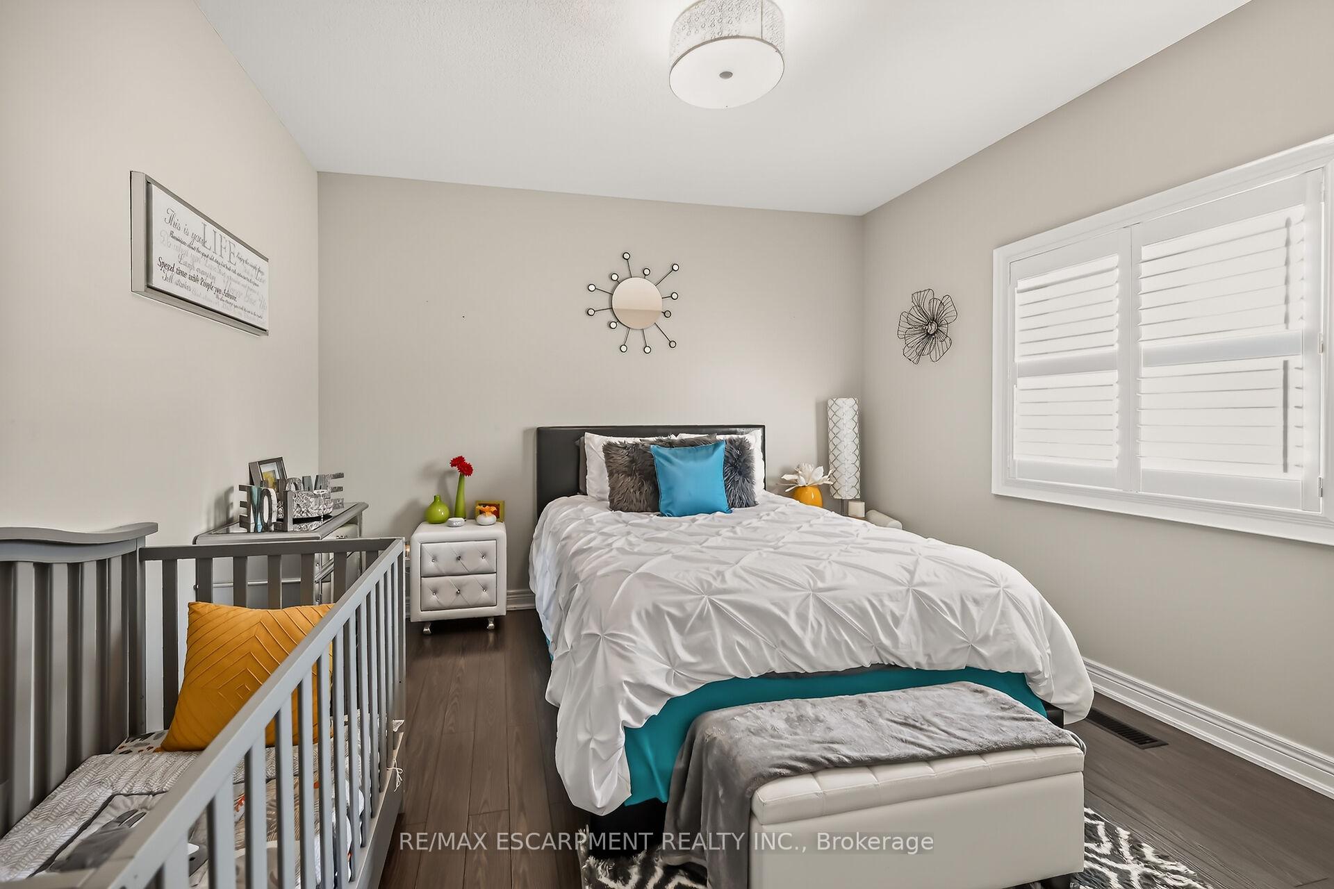 Photo 22 of 8165 Twenty Road E, Hamilton, Rural Glanbrook — HOMEH