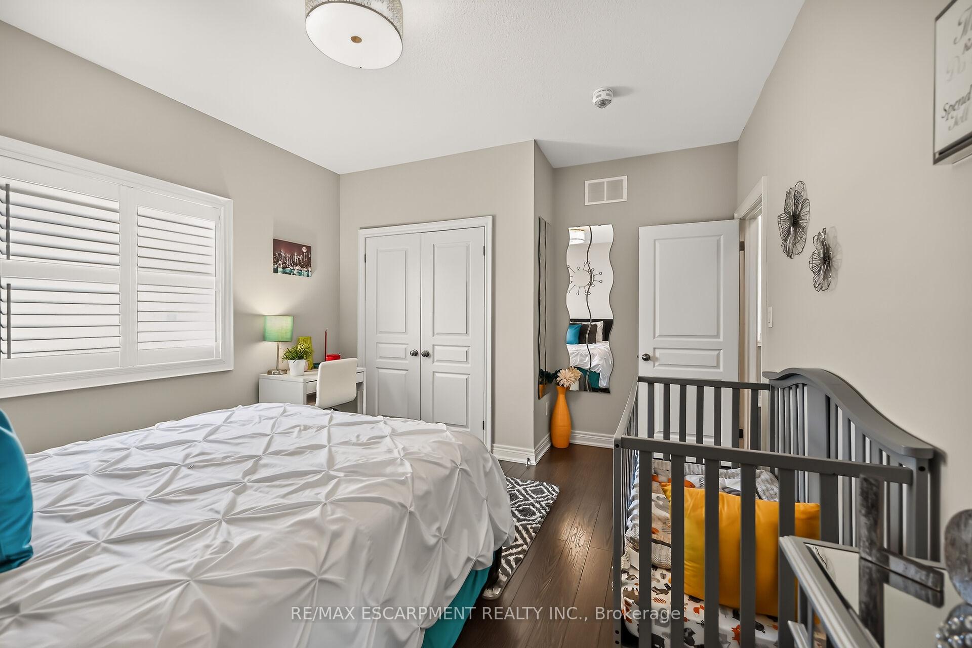 Photo 23 of 8165 Twenty Road E, Hamilton, Rural Glanbrook — HOMEH