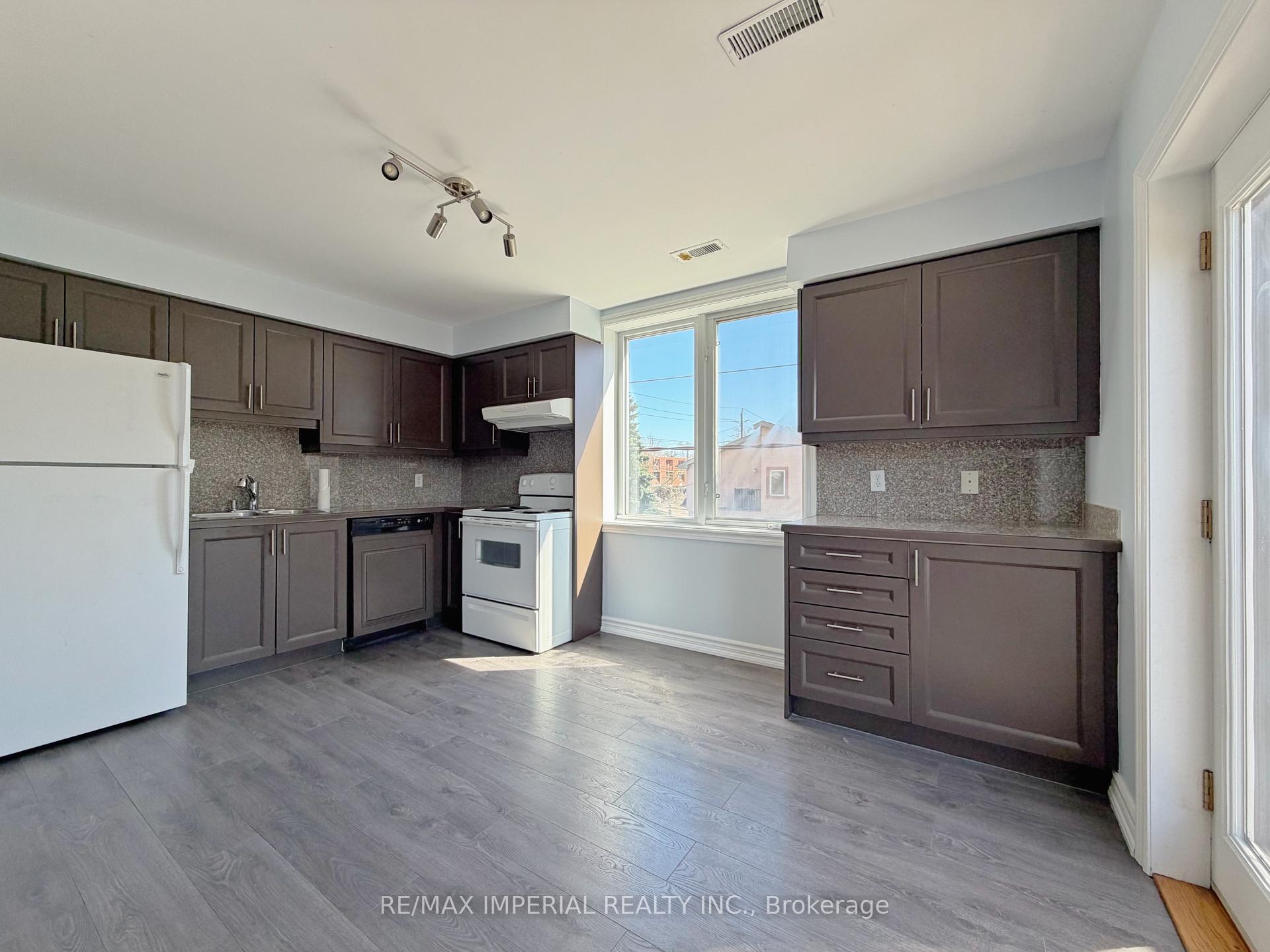 Photo of 621A The Queensway