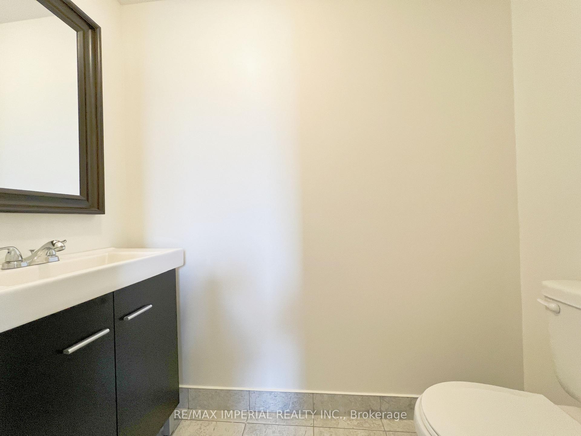 Photo 13 of 621A The Queensway, Etobicoke, Stonegate-Queensway — HOMEH