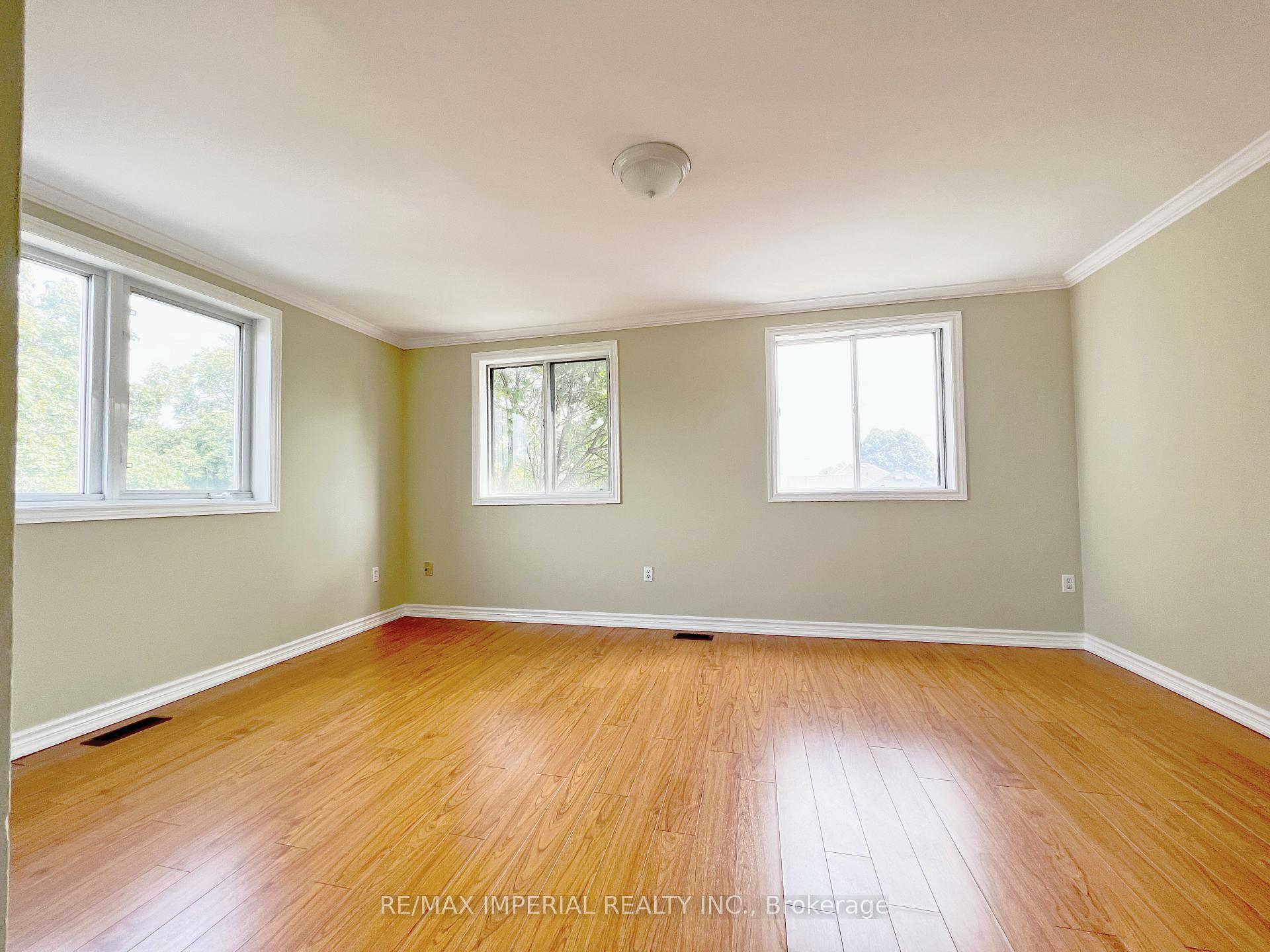 Photo 18 of 621A The Queensway, Etobicoke, Stonegate-Queensway — HOMEH