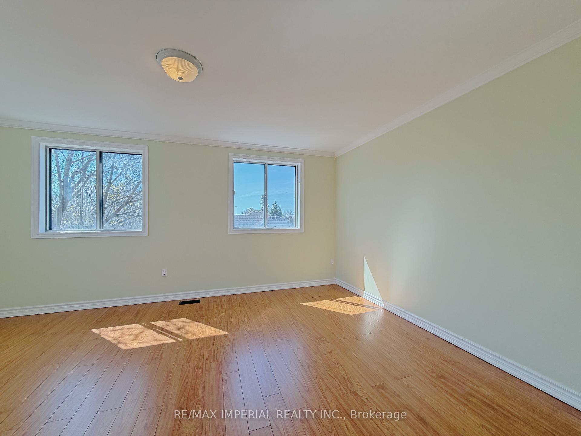 Photo 22 of 621A The Queensway, Etobicoke, Stonegate-Queensway — HOMEH