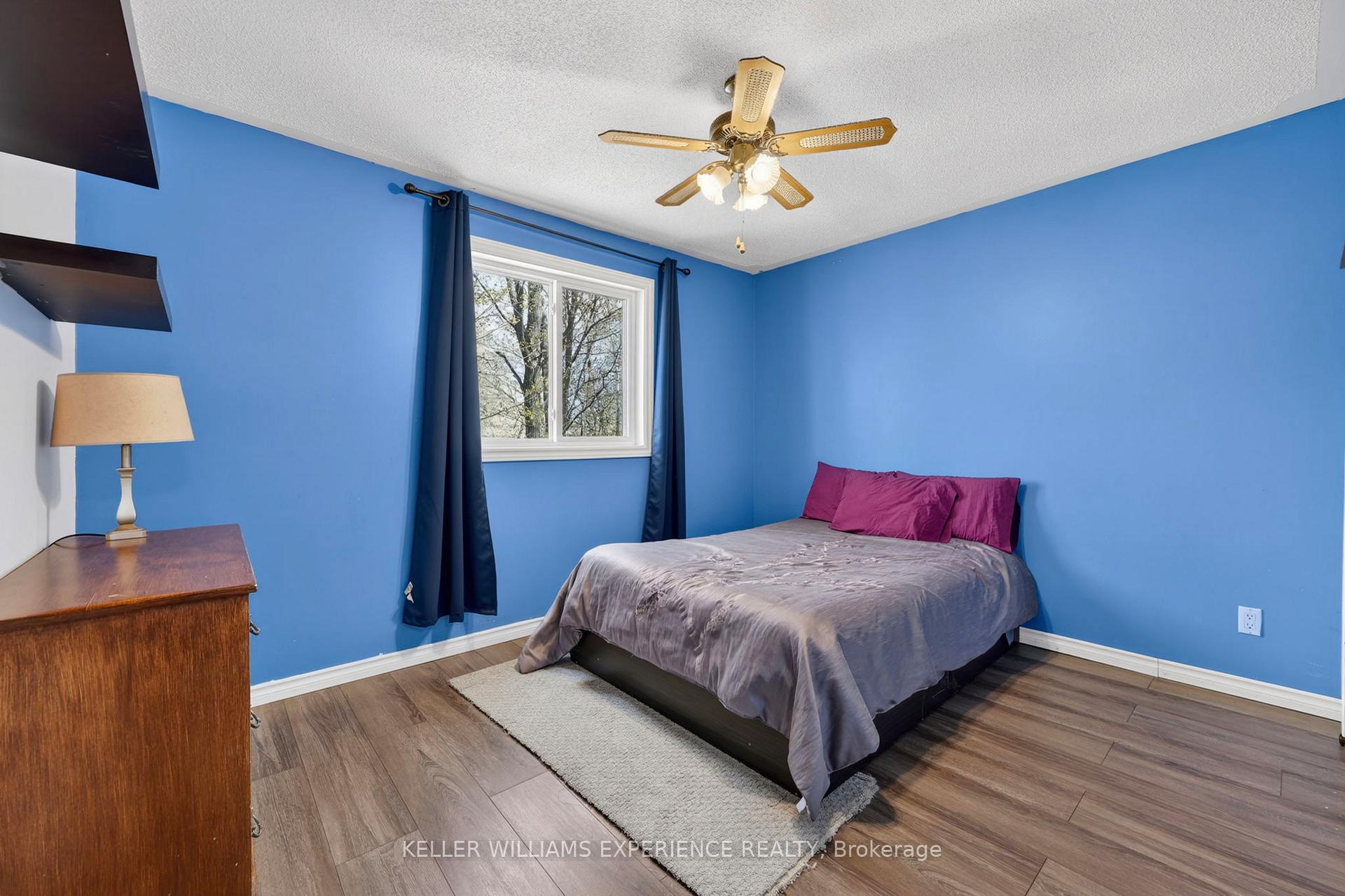Photo 9 of 645 Bayview Drive, Midland — HOMEH