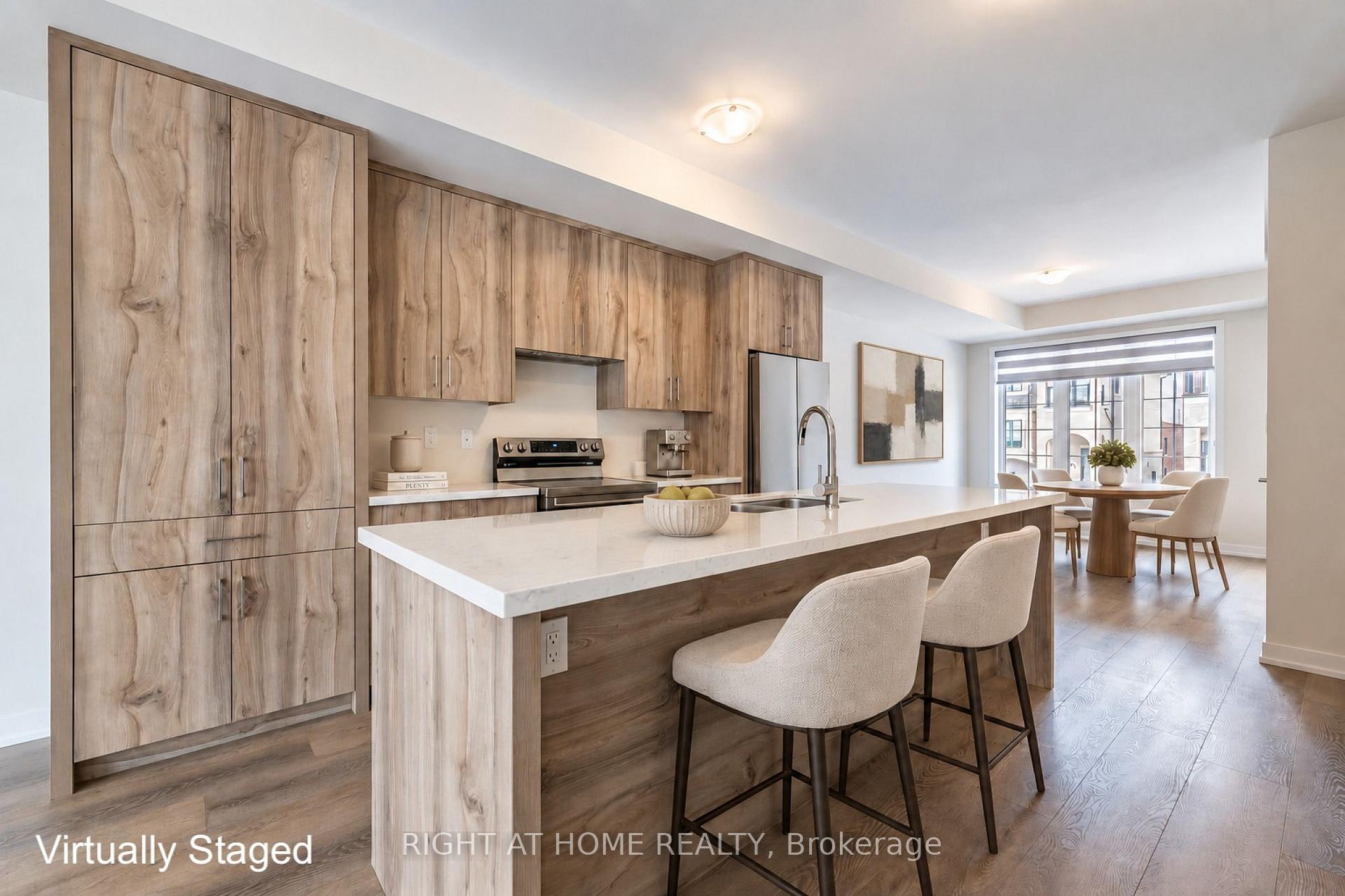 Photo 7 of 1330 Shevchenko Boulevard, Oakville, Northwest — HOMEH