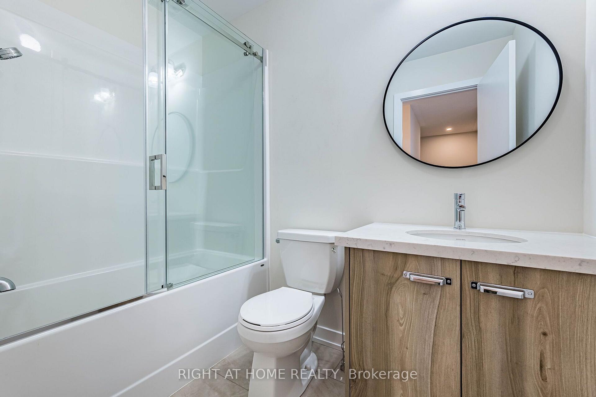 Photo 20 of 1330 Shevchenko Boulevard, Oakville, Northwest — HOMEH