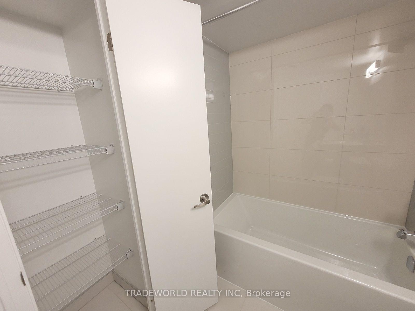 Photo 17 of Unit 1803, 30 Gibbs Road, Etobicoke, Islington-City Centre West — HOMEH