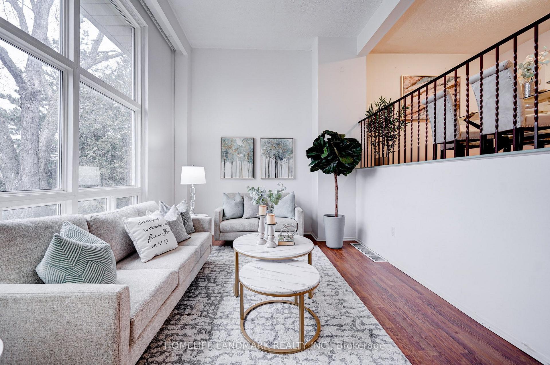 Photo 5 of 8 Rusty Crest Way, North York, Don Valley Village — HOMEH