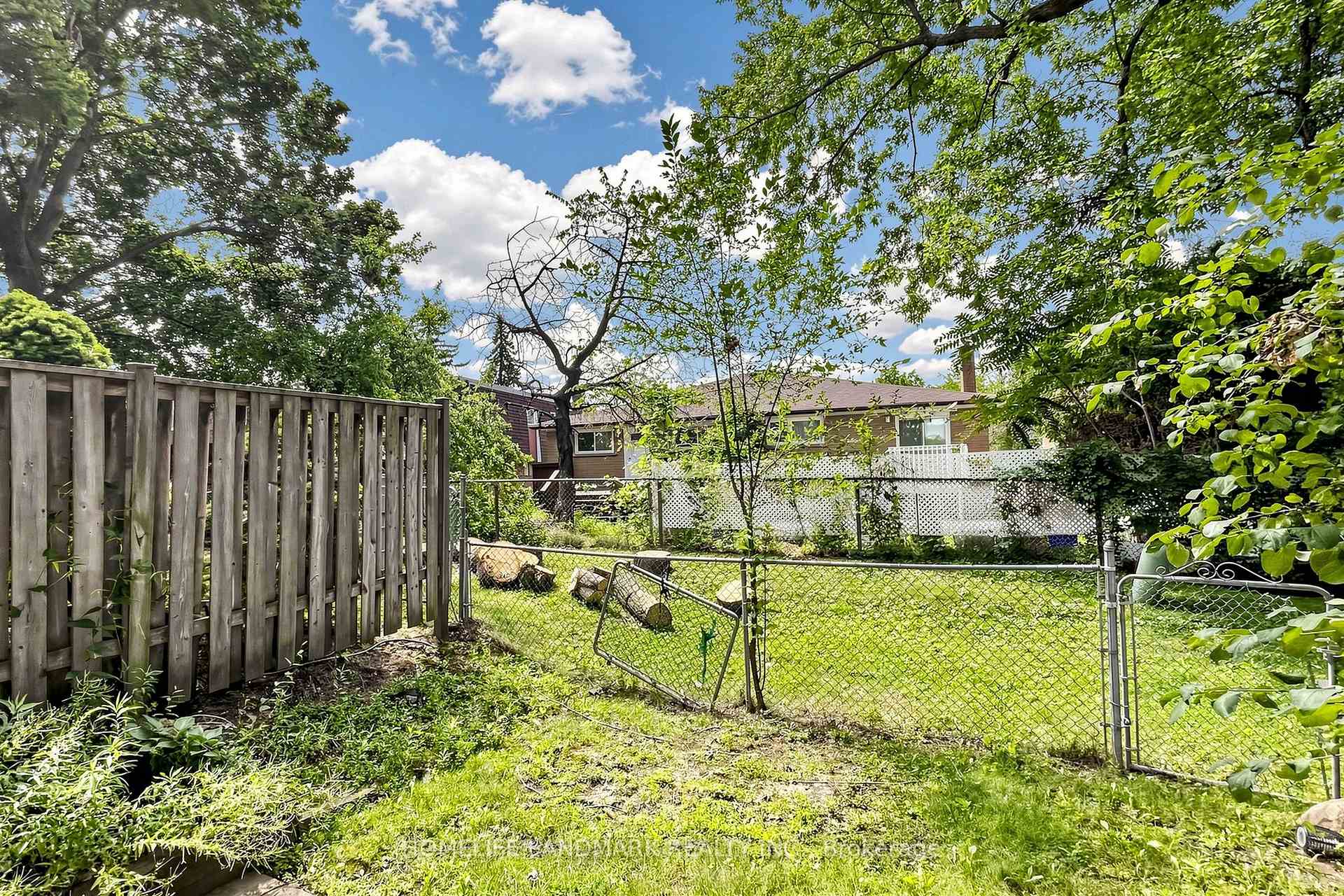Photo 29 of 8 Rusty Crest Way, North York, Don Valley Village — HOMEH