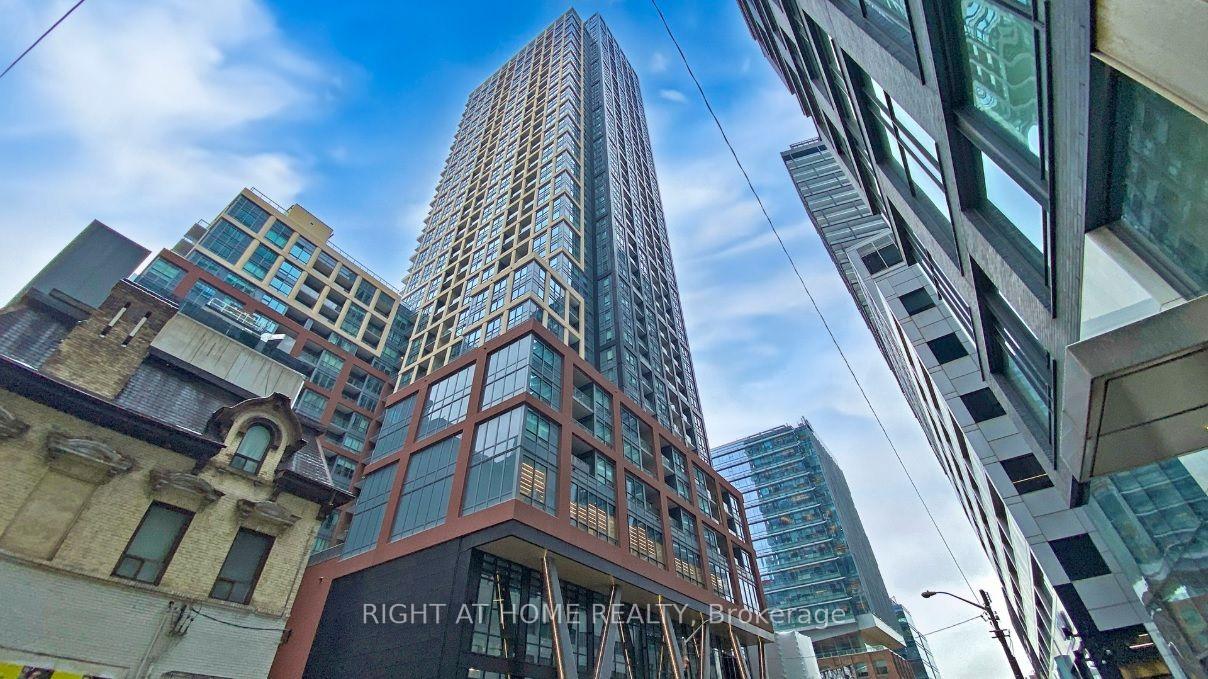 Photo 3 of Unit 4013, 108 Peter Street, Toronto, Waterfront Communities — HOMEH