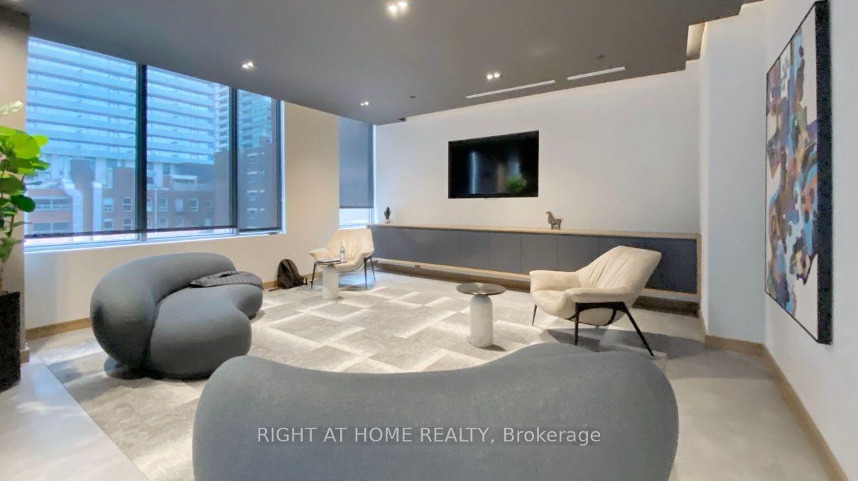 Photo 13 of Unit 4013, 108 Peter Street, Toronto, Waterfront Communities — HOMEH
