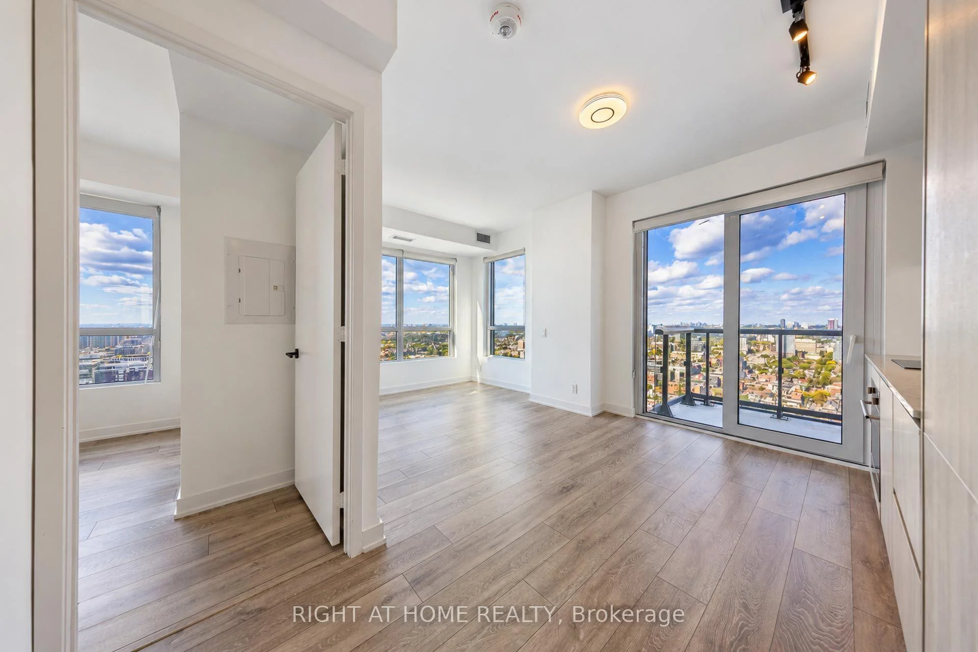 Photo 40 of Unit 4013, 108 Peter Street, Toronto, Waterfront Communities — HOMEH