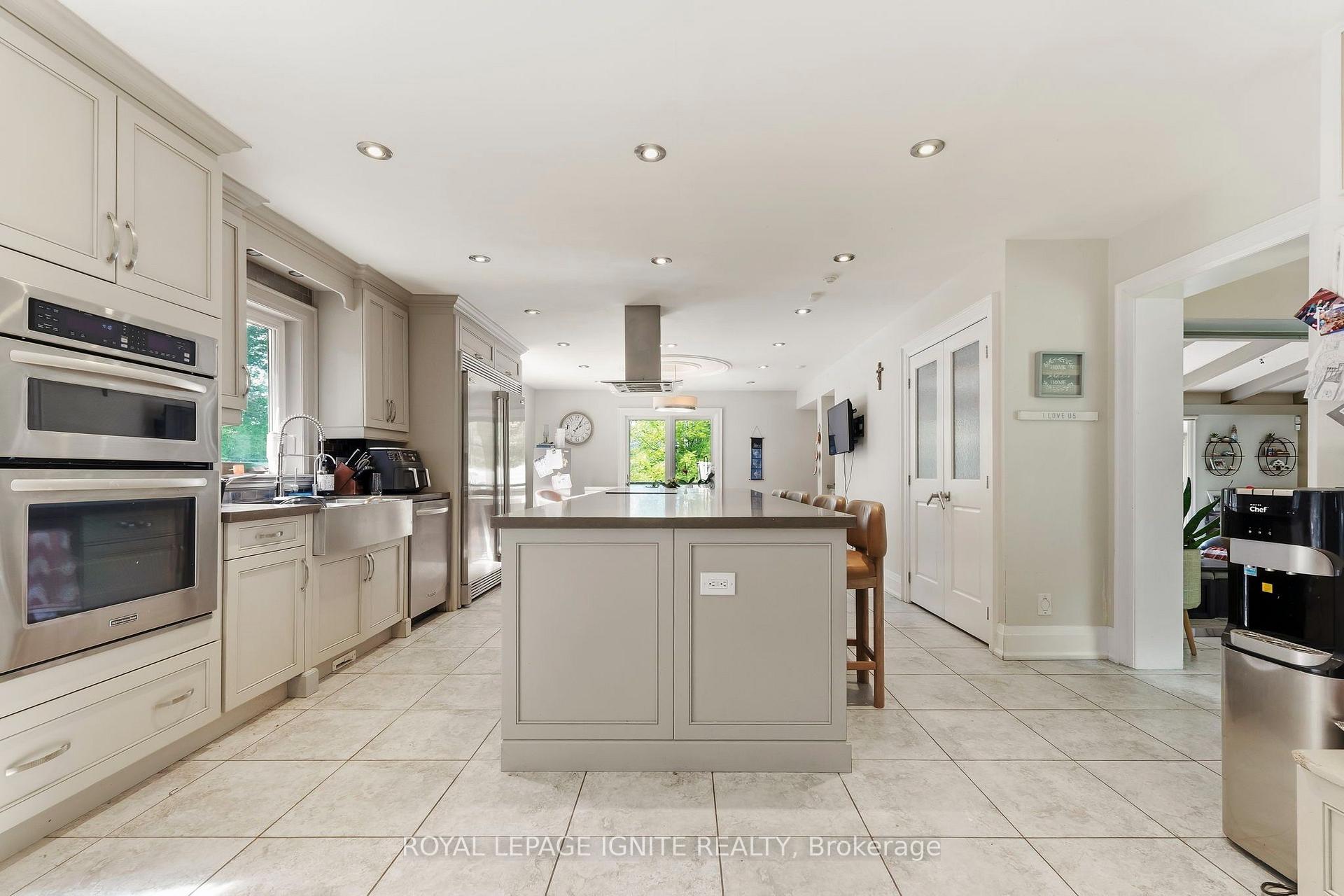 Photo 9 of 8 Ridgevale Drive, Markham, Box Grove — HOMEH