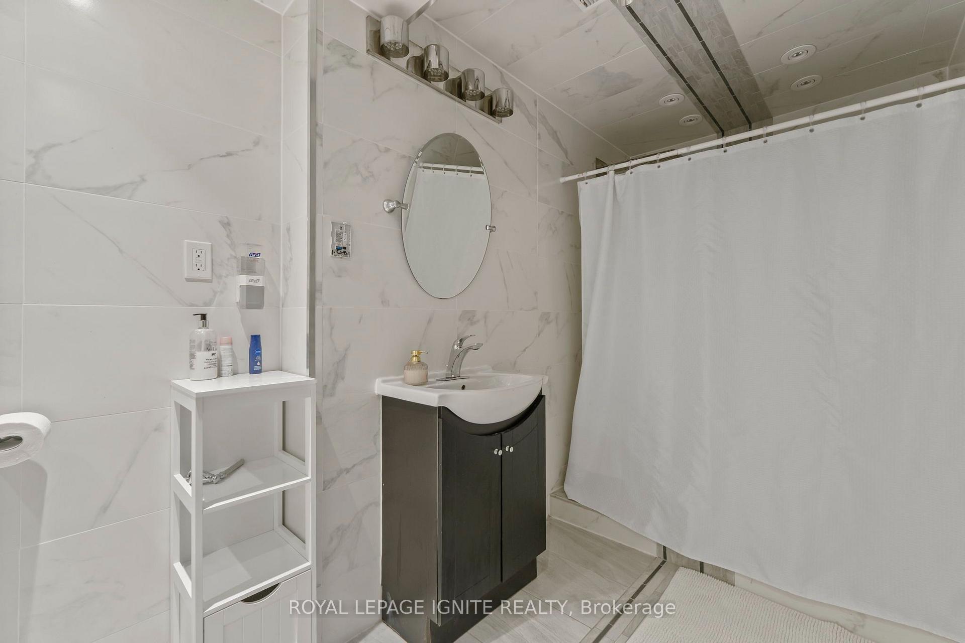 Photo 30 of 8 Ridgevale Drive, Markham, Box Grove — HOMEH