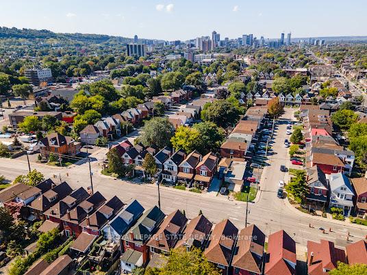 Photo 6 of 35 Sherman Avenue N, Hamilton, Gibson — HOMEH