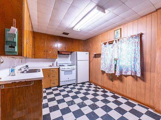 Photo 15 of 35 Sherman Avenue N, Hamilton, Gibson — HOMEH
