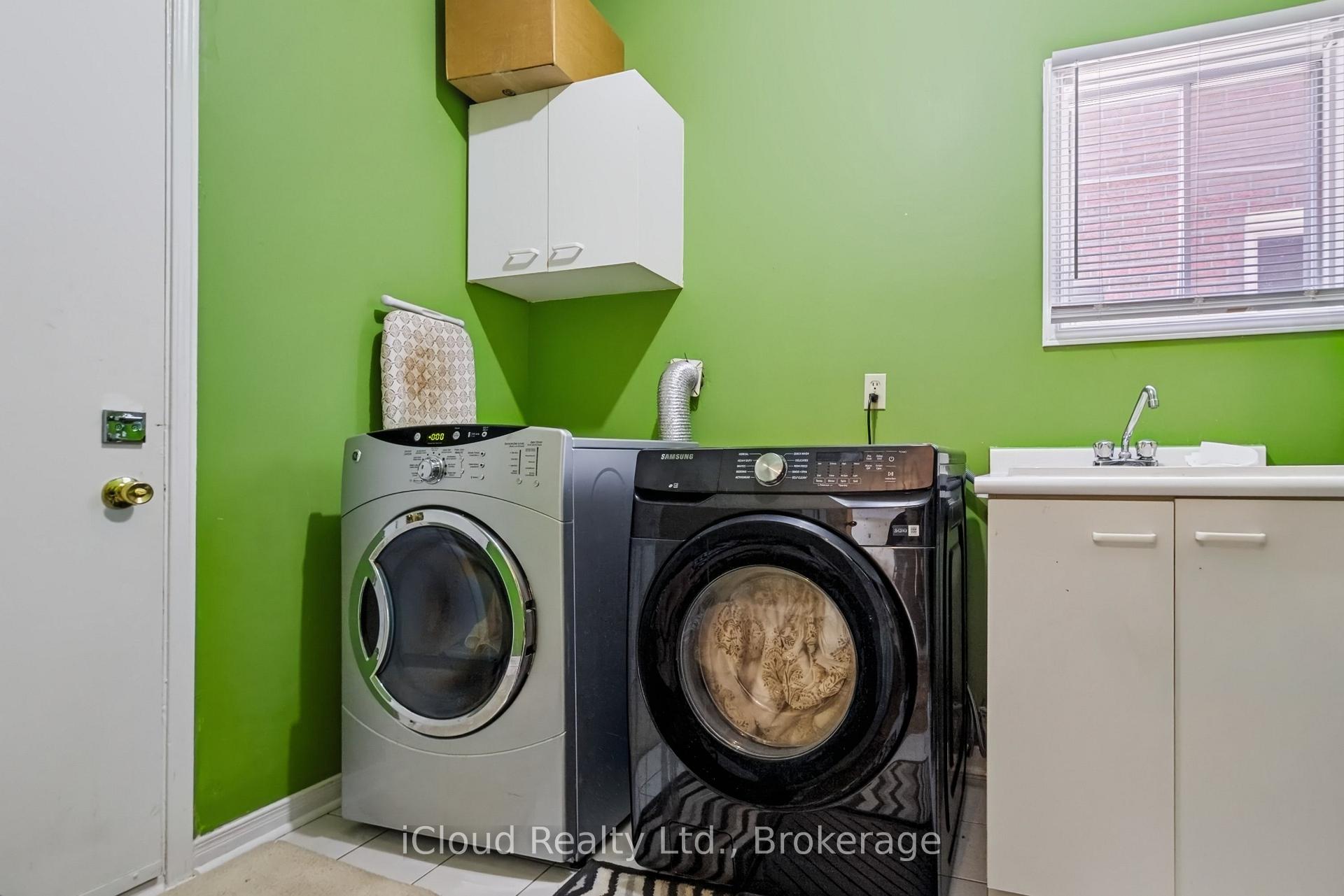 Photo 27 of 62 Castlehill Crescent, Brampton, Northwood Park — HOMEH