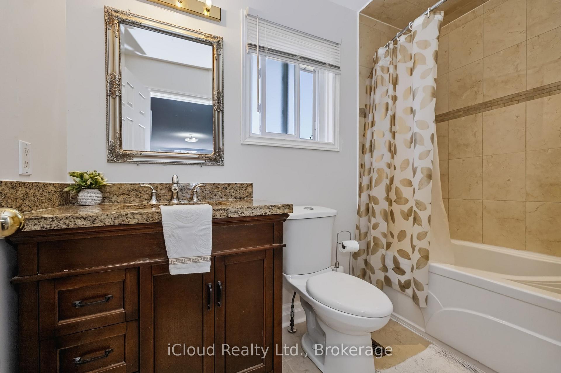 Photo 37 of 62 Castlehill Crescent, Brampton, Northwood Park — HOMEH