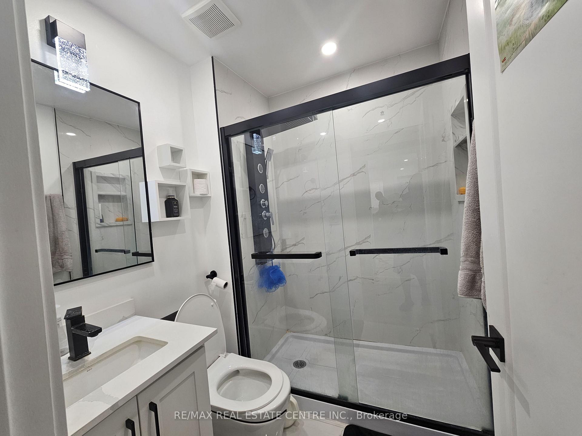 Photo 8 of 352 Weir Street N, Hamilton, Homeside — HOMEH